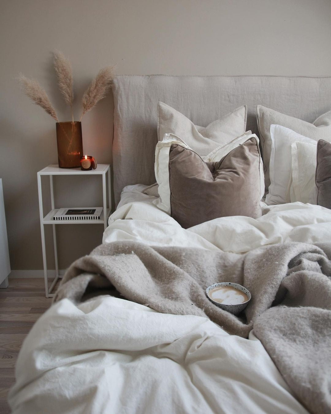 Hygge ve minimalist metal mobilyalar