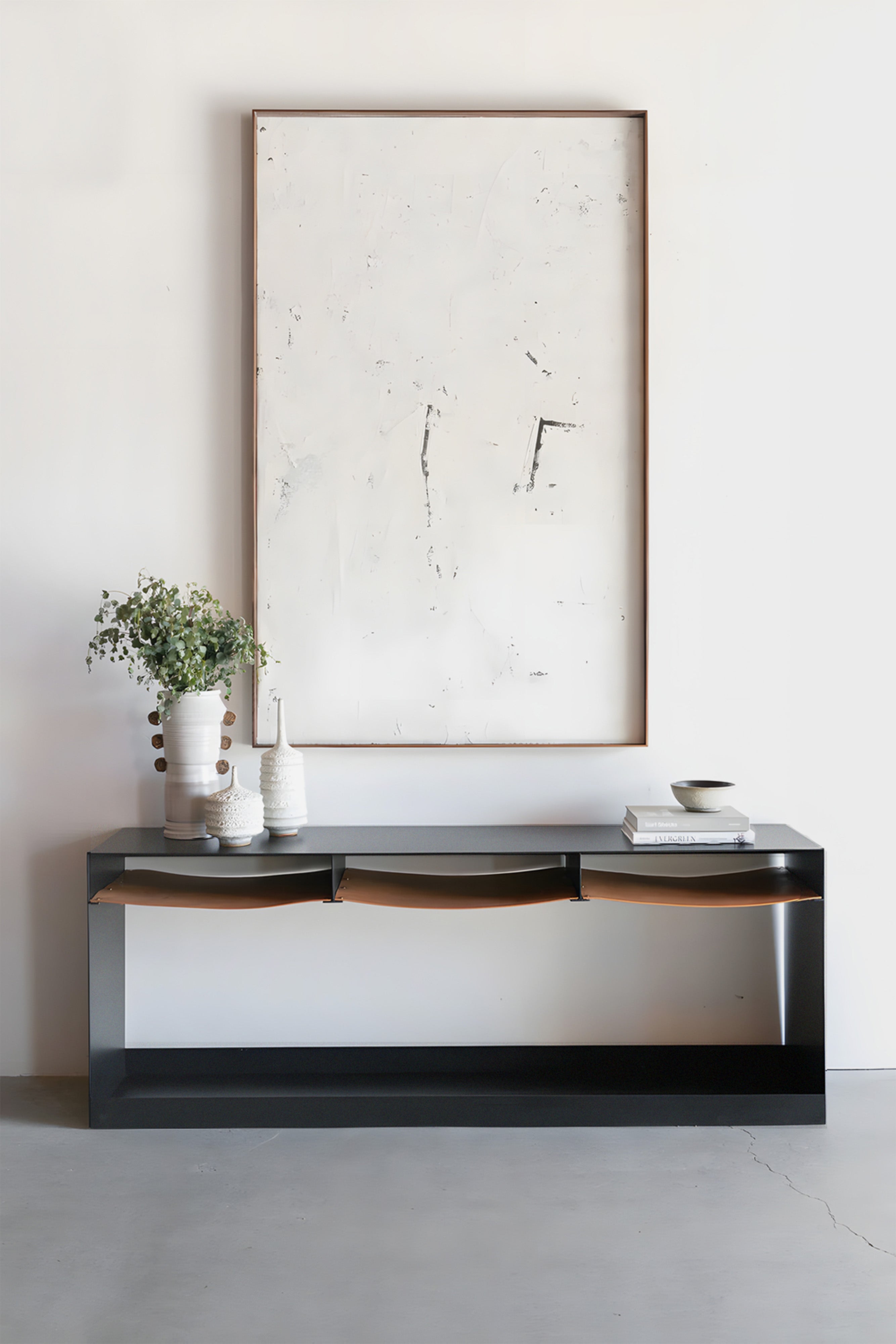 DERİ RAFLI METAL KONSOL